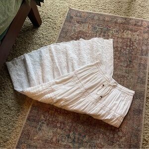 Vintage White Lace Flowy Women skirt